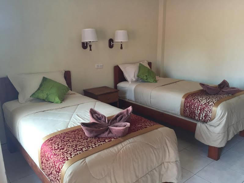 Komodo Lodge Labuan Bajo Ngoại thất bức ảnh
